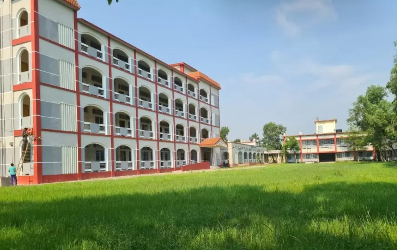 BAROBILA ISLAMIA SUNNIA DAKHIL MADRASAH